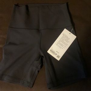 Lululemon Align HR short 6”